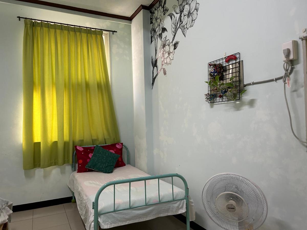 Golden House Apartamento Tainan Exterior foto