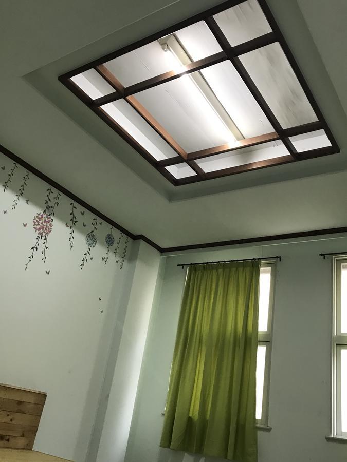 Golden House Apartamento Tainan Exterior foto